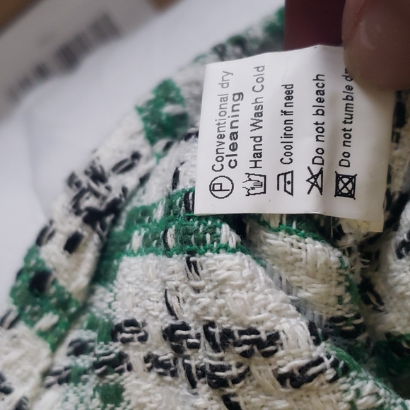 Final price๐1 S left๐HP๐๐ฅNew boutique Green Plaid knitted jacket - Picture 11 of 13